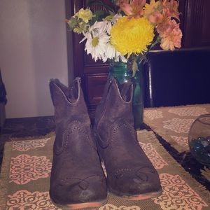 American rag faux leather booties